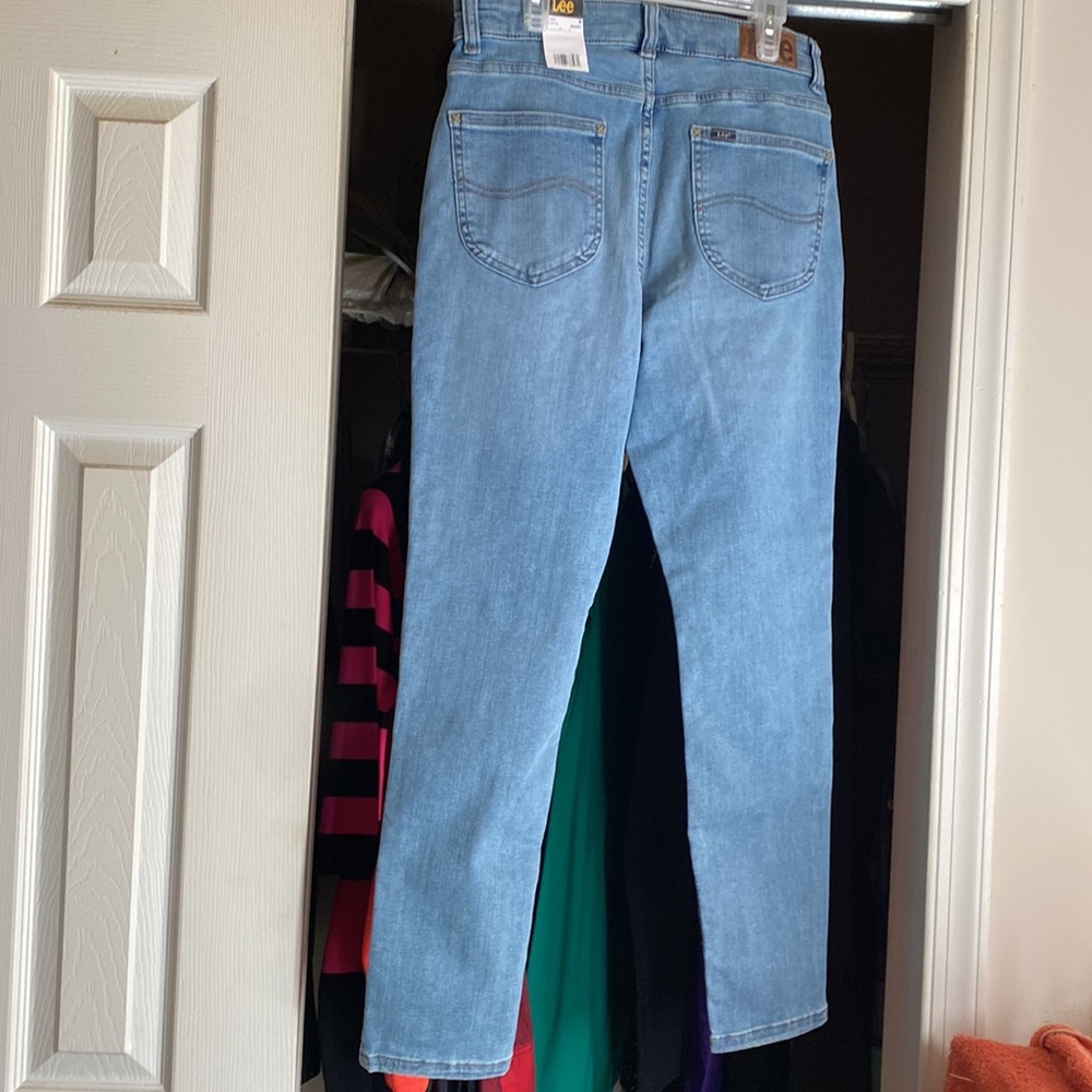 Women’s LEE skinny jeans!!!  👖👖👖